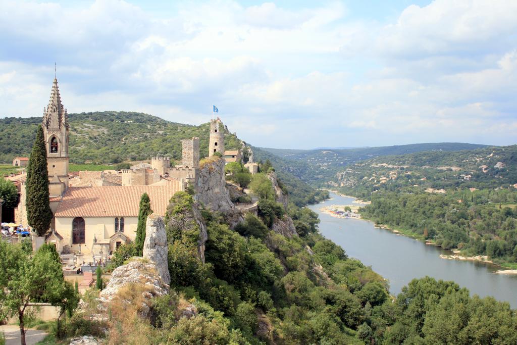 Du Reve O Naturel - Maison De Vacances Entre Gorges De L'Ardeche Et Gard Saint-Julien-de-Peyrolas Екстериор снимка