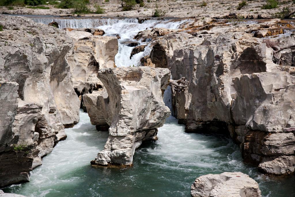 Du Reve O Naturel - Maison De Vacances Entre Gorges De L'Ardeche Et Gard Saint-Julien-de-Peyrolas Екстериор снимка